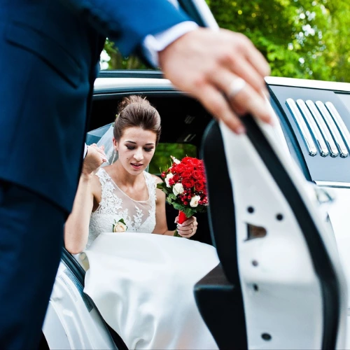 Wedding Limousine Service,Wedding Transportation Service DC,Luxury Wedding Limousines,Wedding Transportation,Wedding Limos In Washington DC,Wedding Transportation Washington DC,Wedding Car Limousine